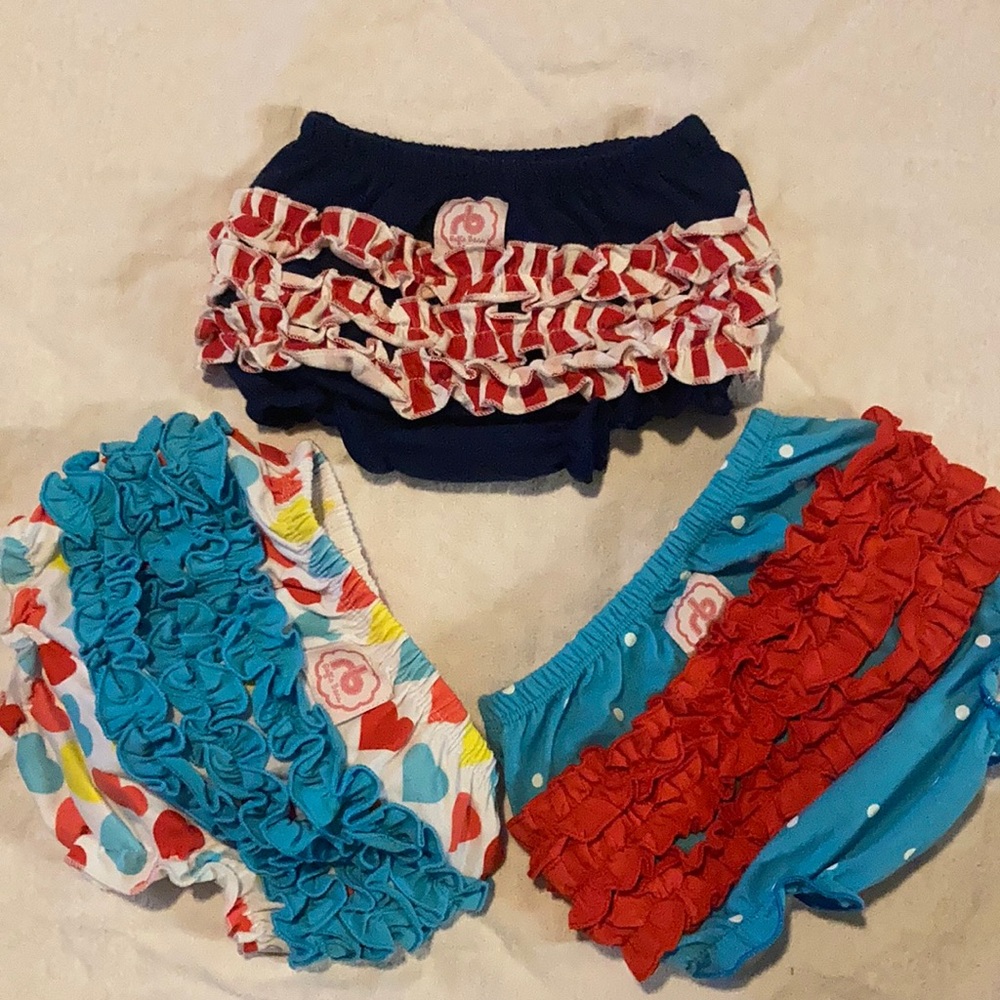 3 different ruffle buns